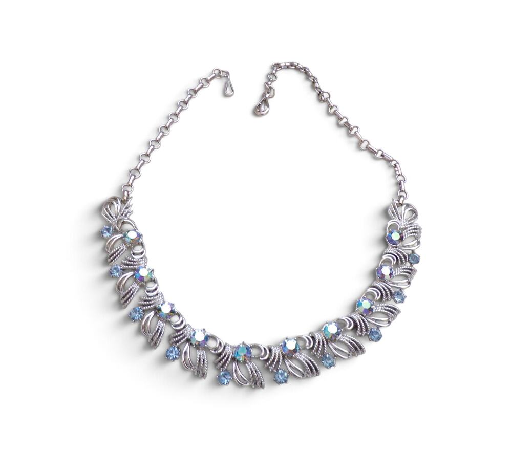 Coro Blue Aurora Boreallis Rhinestone Necklace Choker 17" Long Vintage